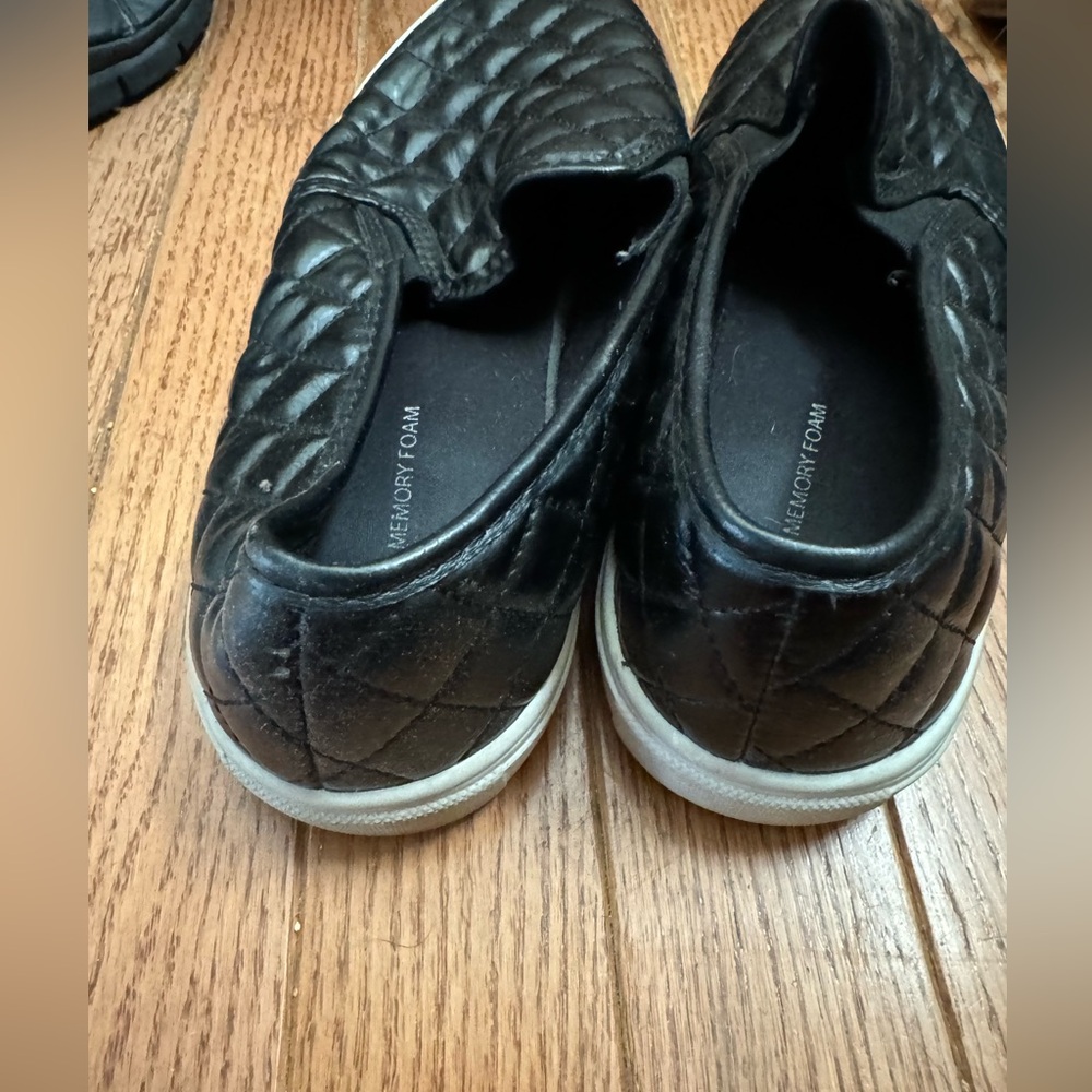 Time & Tru slip on shoes